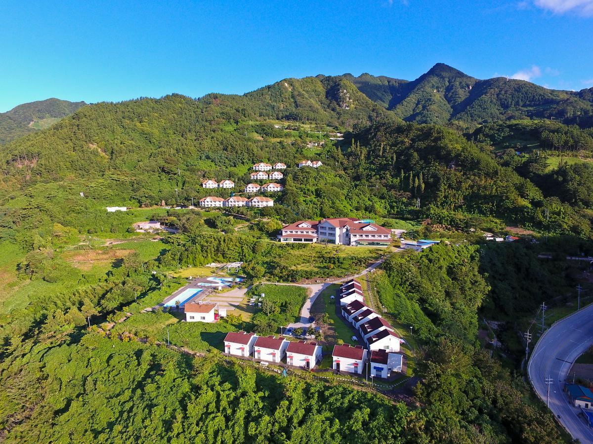 Daea Ulleung Resort Екстериор снимка