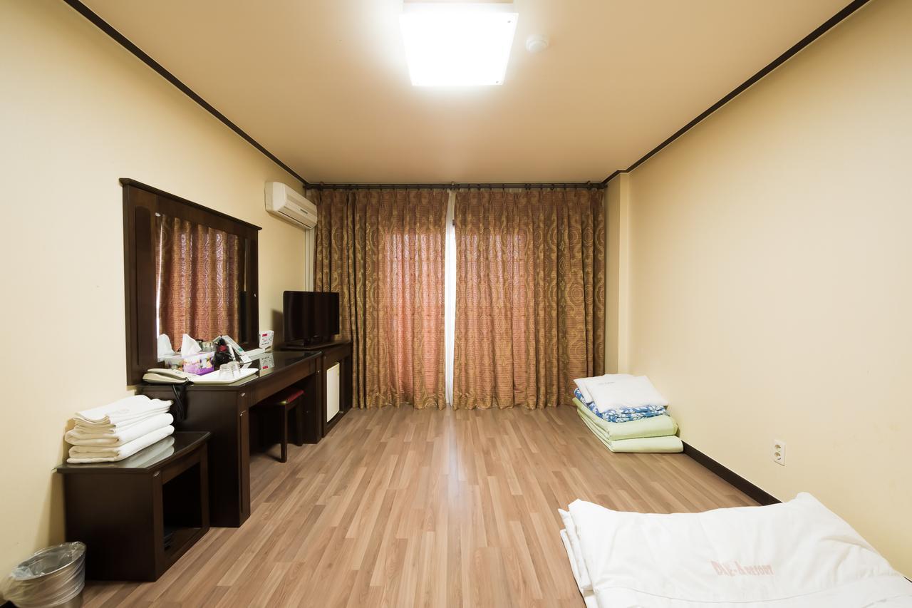 Daea Ulleung Resort Екстериор снимка