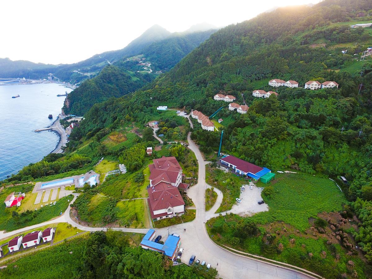 Daea Ulleung Resort Екстериор снимка