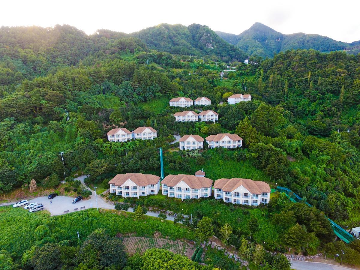 Daea Ulleung Resort Екстериор снимка
